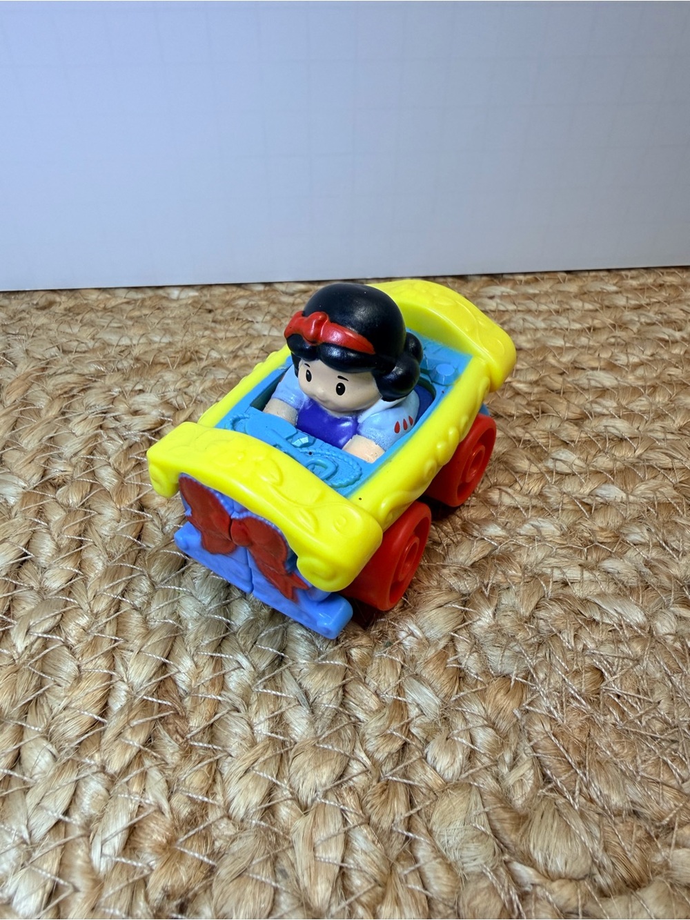 Fisher Price Little People Disney Snow White Character Rare “Wheelie” Vehicle